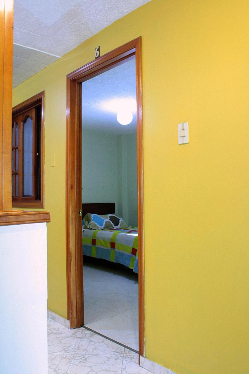 Hostel Casa Alb Μπογκοτά Εξωτερικό φωτογραφία
