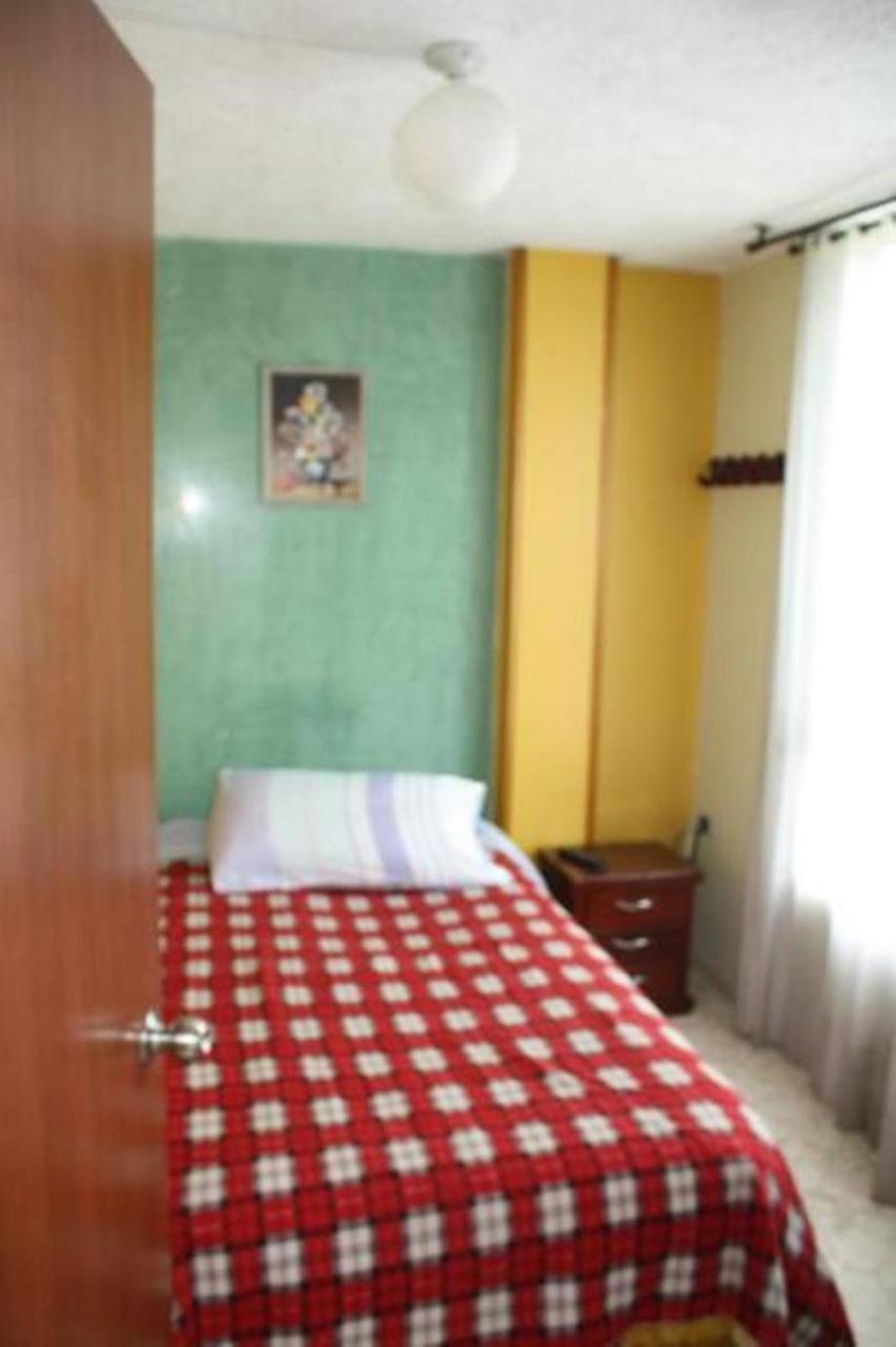 Hostel Casa Alb Μπογκοτά Εξωτερικό φωτογραφία
